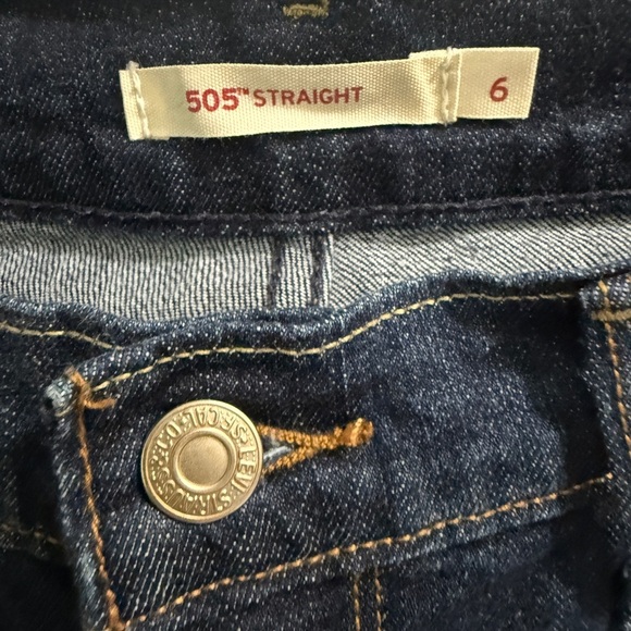 Levi's 505 Size 6 Women's Dark Blue Straight Leg Jeans NWOT - Picture 3 of 7